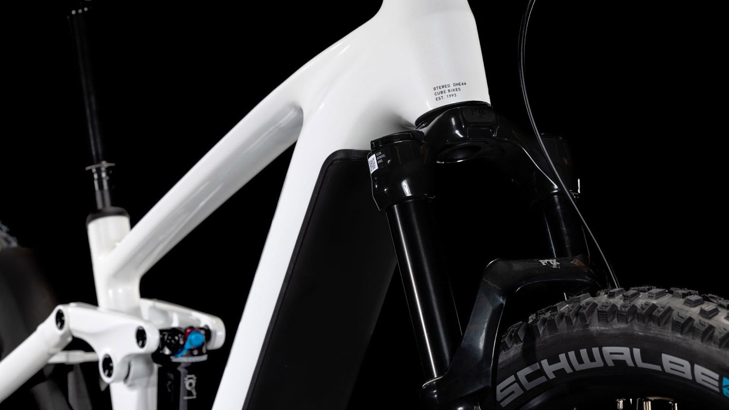 Cube Stereo Hybrid ONE44 EXC 800 metallicwhite´n´black – Bild 3